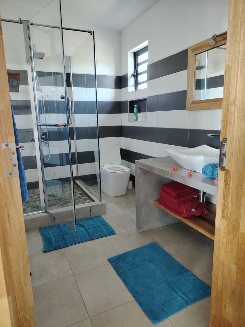 Le P'Tit Bohneur Apartment ทรู โอซ์ บิชส์ ภายนอก รูปภาพ